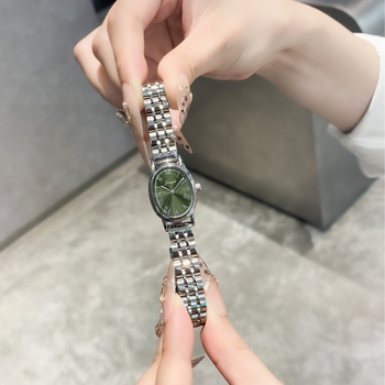 Női vízálló kvarc karóra retro ovális számlappal és rozsdamentes acél szíjjal, 30 m vízállóság