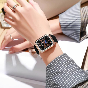 Női kvarc karóra, négyzetes számlap, szilikon szíj, vízálló, világít a sötétben