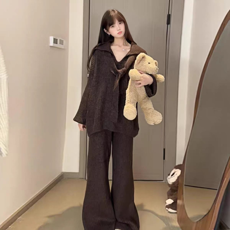 Costum maternitate cu pantaloni – Chenille cu Spandex 30–50%, mâneci lungi, pantaloni 3/4, stil costum cu pantaloni, japonez-coreean casual