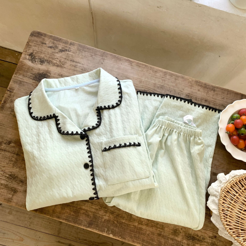 Set pidžama za postpartum dojenje — 95–100% pamuk, dugi rukavi, hlače, pogodan za sve sezone.