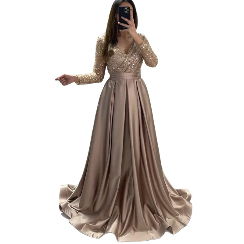 Večernja haljina sa šljokicama, dugi rukavi, duboki V izrez, visok struk, duga haljina