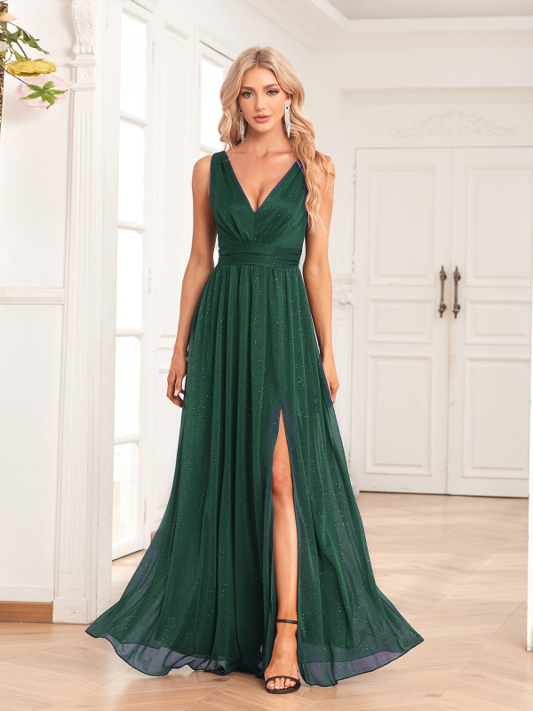 Elegantna večernja haljina s A‑linijskim krojem, visokim strukom, 3/4 rukavima, dugačkom suknjom (Materijal: acetat; Glavna svojstva: acetatna vlakna 70–80%, poliester; Sezona: jesen 2025)