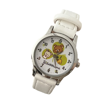 Gyerekeknek készült kvarc karóra analóg kijelzővel és számokkal, műanyag tokozás, imitációs bőrszíj, kerek számlap