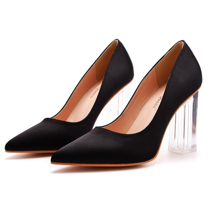 Aukštakulnės moteriškos basutės su smailiu priekiniu, kvadratinis kulnas, mikropluošto viršus, PU įdėklas