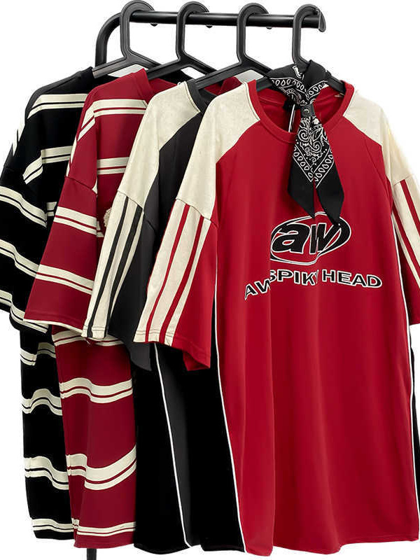 Pamukasta majica kratkih rukava, okrugli izrez, otisak, ležerni kroj