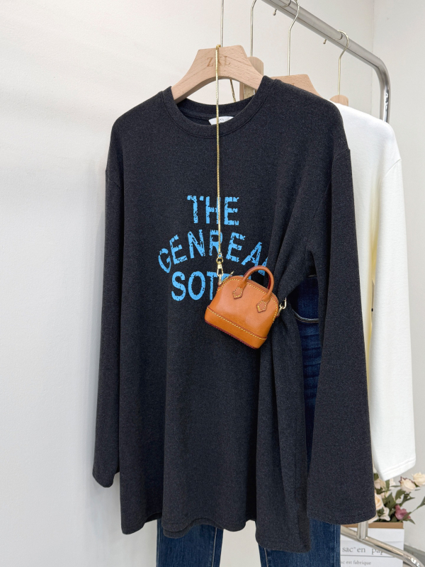 Ženski T-shirt s dugim rukavima i natpisom sa slovima, okrugli izrez, srednja duljina