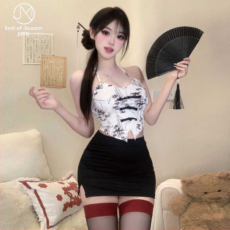 Seksi apatiniai komplektas, Kinų stiliaus Cheongsam halter su bellyband ir atviru dekolto dizainu, spausdintas trumpas sijonas, poliesteris (80–90%)