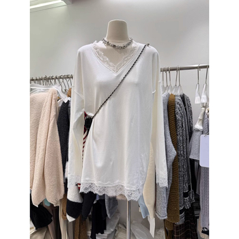 Patchwork majica s V-izrezom, dugi rukav, slobodan kroj, srednja duljina (65–80 cm); poliester s elastanom