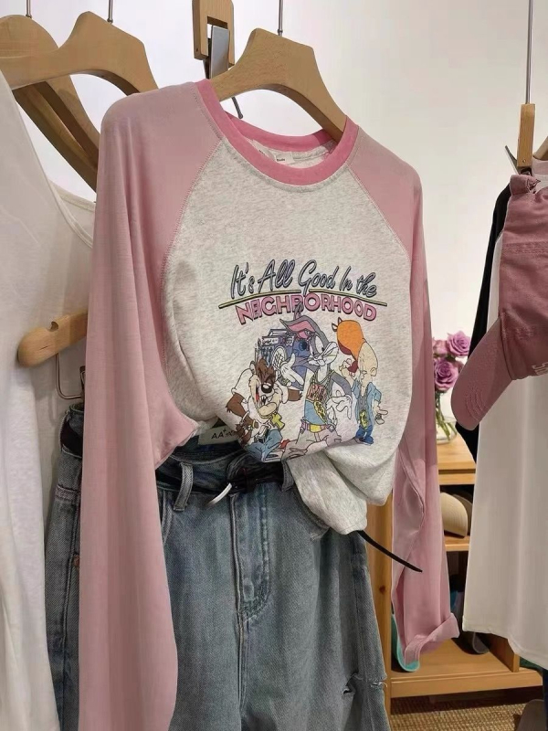 Ženski pamukasti T-shirt s raglan rukavima, okrugli izrez, pull-over stil, anime uzorak