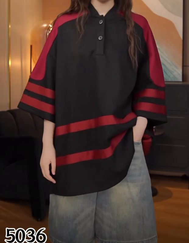 Szabadon szabású pamut póló álló gallérral és 5/4-es ujjúval