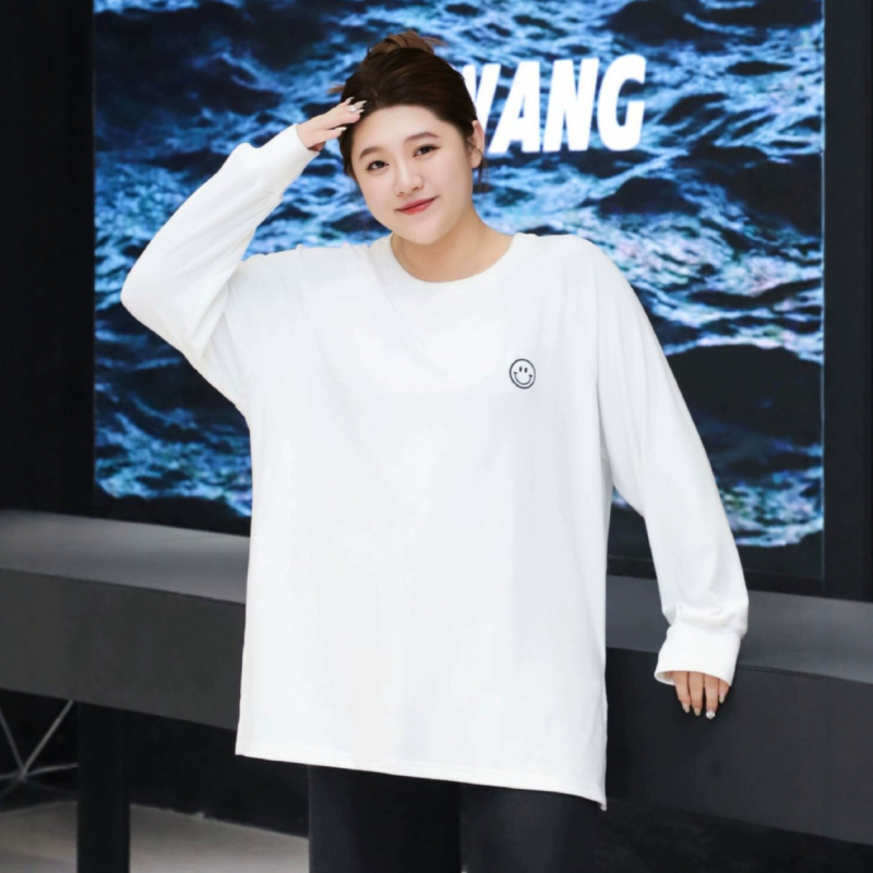 Ženski zimski debeli izšiveni top – okrugli ovratnik, raglan rukavi, nasmiješeni uzorak, 80-90% poliester, <30% spandex, korejski stil