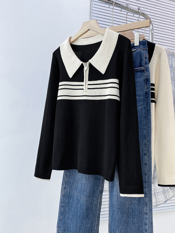 Női polo nyakú kötött felső, tagolt csíkokkal, laza fazon, gyapjú anyag, hosszú ujjú, háromdimenziós szabás