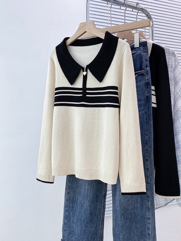 Női polo nyakú kötött felső, tagolt csíkokkal, laza fazon, gyapjú anyag, hosszú ujjú, háromdimenziós szabás