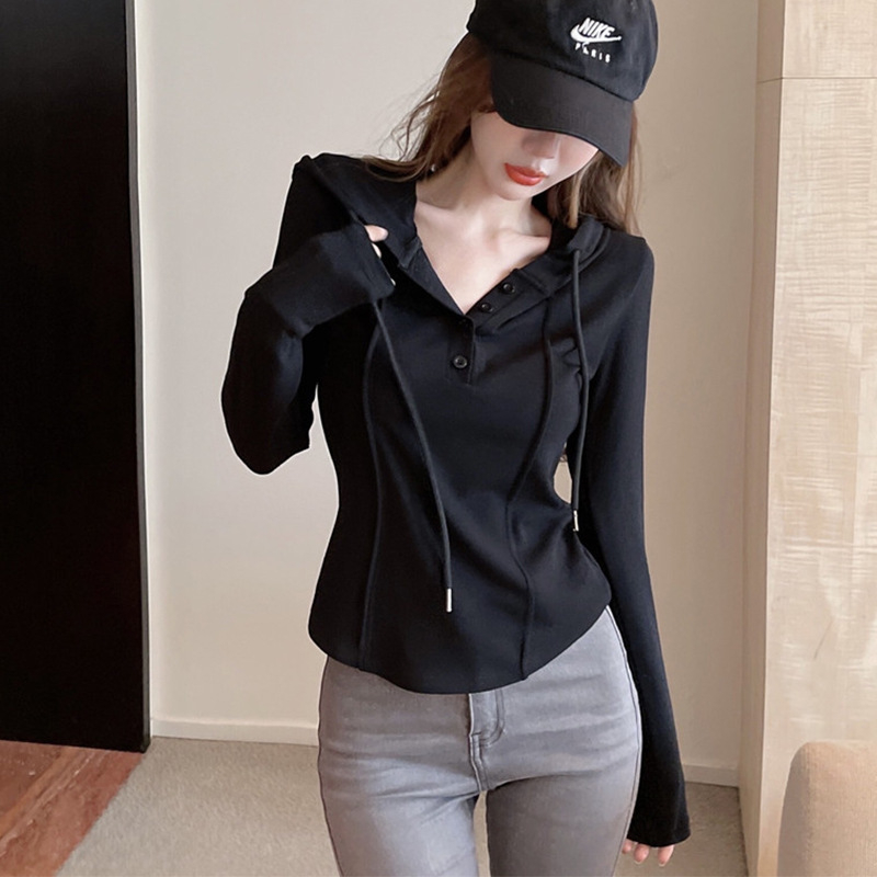 Γυναικεία μπλούζα με κουκούλα και μακριά μανίκια, στενή γραμμή, μονόχρωμο πολυεστέρα, μήκος 50–65 cm, λεπτομέρεια κολλάζ πάνελ