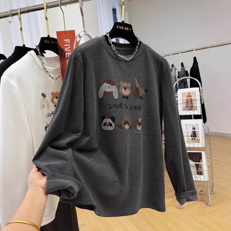 Ženski T-shirt s mekanim unutarnjim dijelom, okrugli izrez, dugi rukavi, široki kroj, anime karikatura uzorak