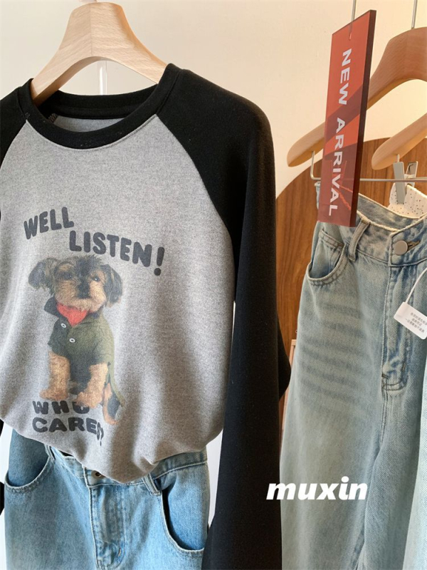 Derong baršunasti T-shirt s raglan rukavima, otisak šteneta, mekan i udoban zimi, casual korejski stil