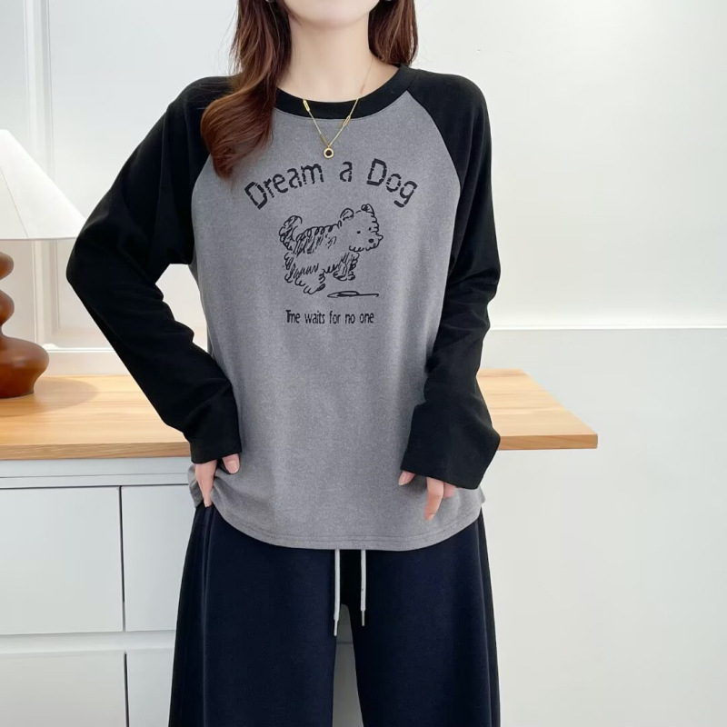 Ženski jesenski T‑shirt s dugim rukavima i okruglim izrezom, dvostrano velur s karikataturom, poliester vlakno (50–70% sadržaja)