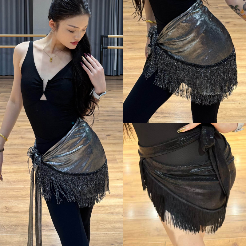Plesna odjeća: moderno latino plesno odijelo s hip scarf, naramenjiva suknja, trokutasti šal s resicama (Materijal: laneno; Podstava: laneno; Unisex)