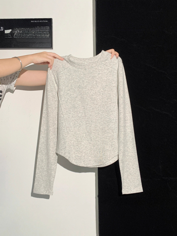 Ženski Slim-Fit T-shirt s okruglim izrezom i dugačkim rukavima, poliester, jednobojna