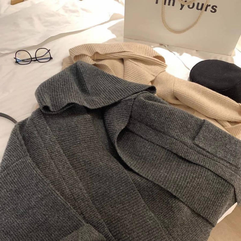 Oversize pletený kardigán s kapucňou a vreckami, asymetrický strih, zmes Ice Silk a polyesteru