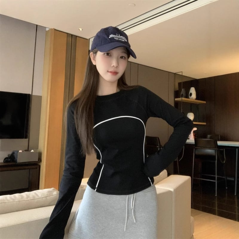 Ženski slim-fit majica s dugim rukavima, okrugli izrez, poliester 70-80%