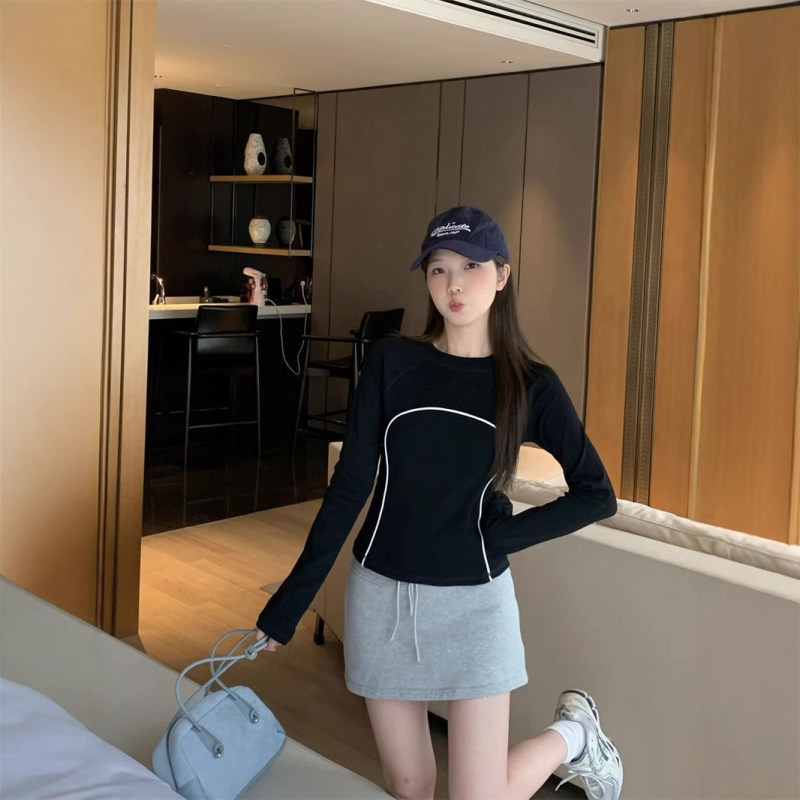 Ženski slim-fit majica s dugim rukavima, okrugli izrez, poliester 70-80%