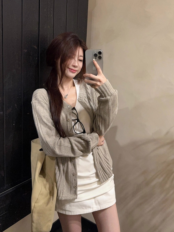 Kardigan jakna u korejskom stilu | oversize, viskozni materijal, dugi rukavi, V-dekolte, izvezeni detalji