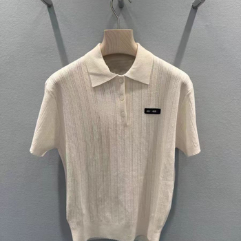 Ženski vuneni polo top s patch logotipom s slovima, kapuljača, rukav 3/4, udoban slobodan kroj