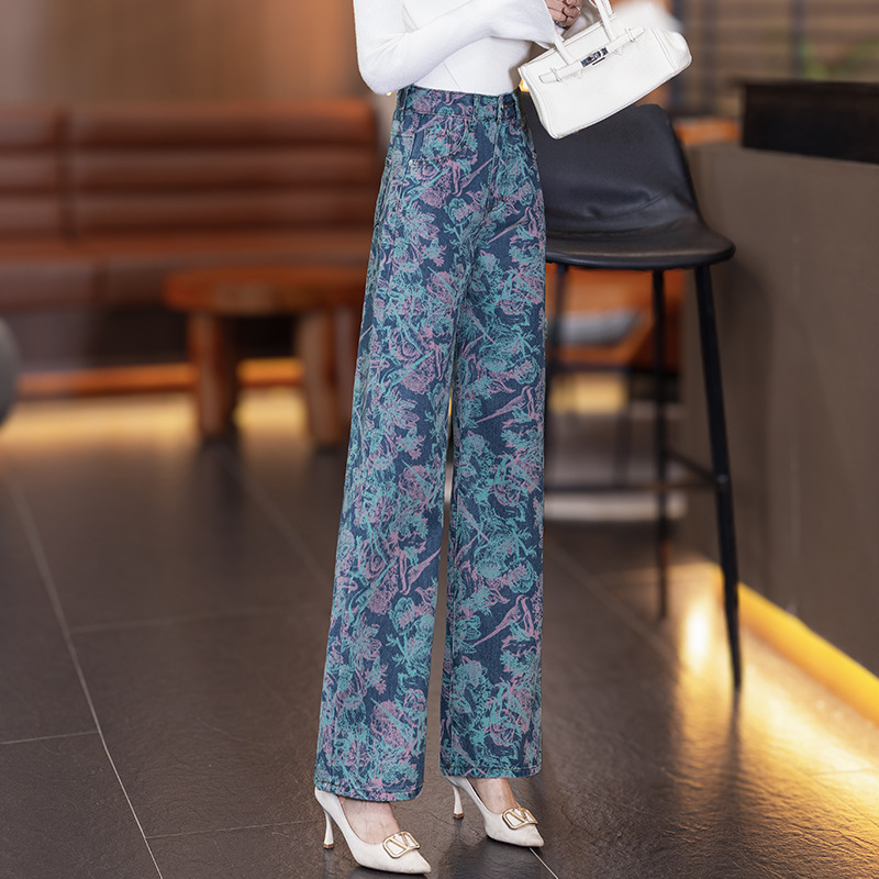 Τυπωμένα φαρδιά παντελόνια από ντένιμ με ψηλή μέση, φθινοπωρο 2025