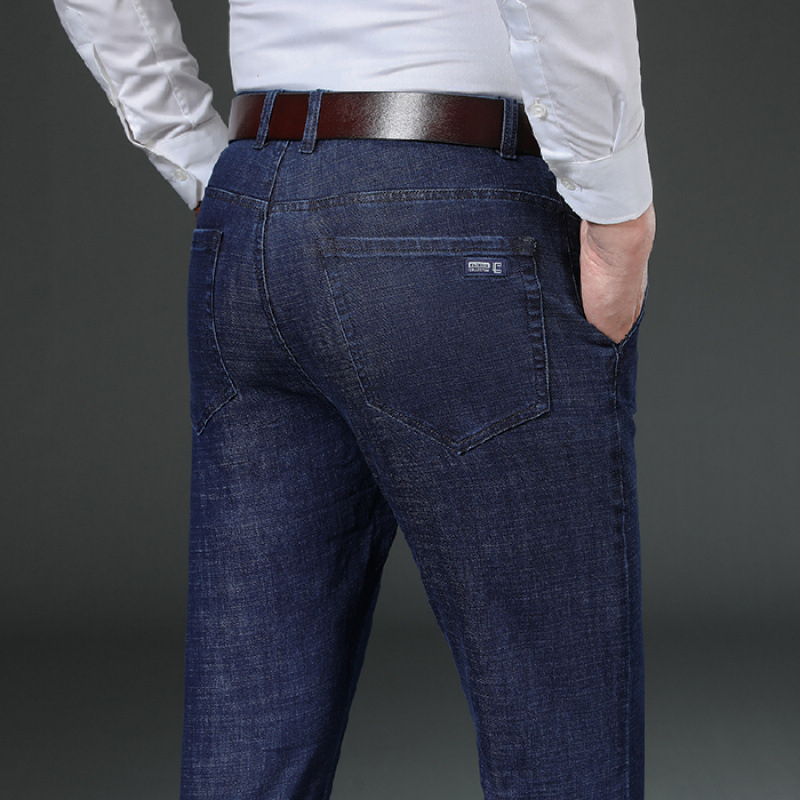 Traperice ravnog kroja, srednji pojas, zatvarač, pamuk denim s mikroelastičnošću