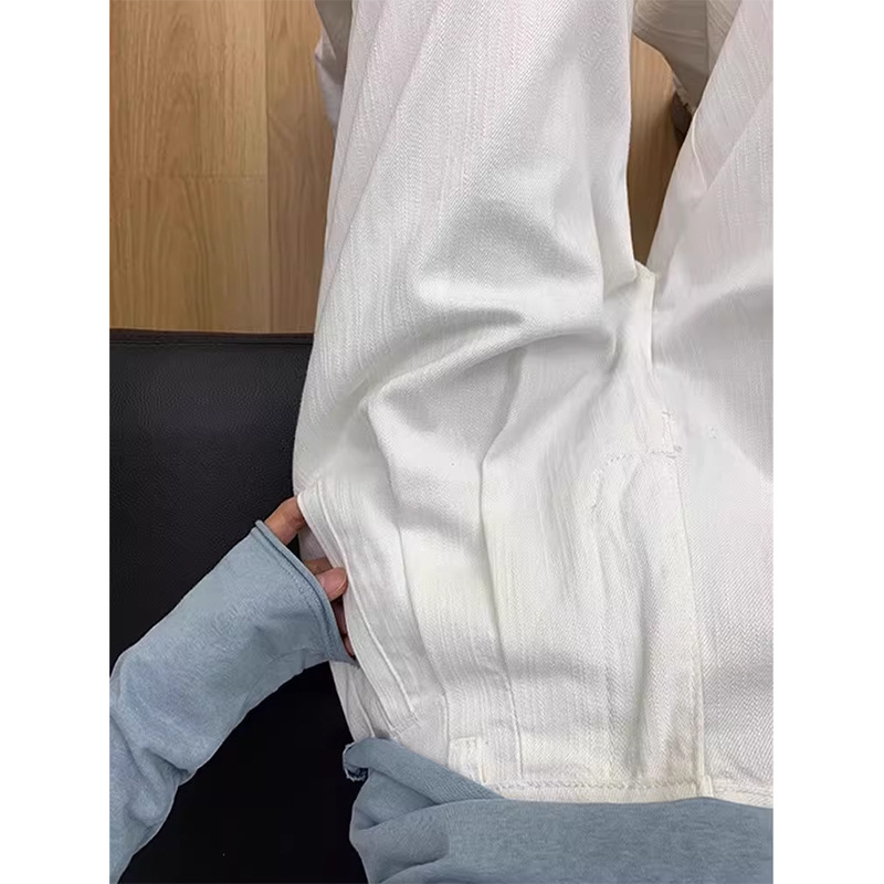 Τζιν με ψηλή μέση, ίσια γραμμή, ντένιμ με 50–70% βαμβάκι, μικροελαστικότητα