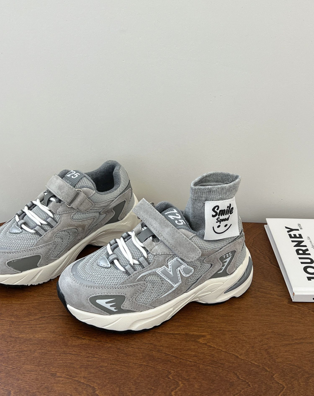 Pantofi sport unisex de iarnă pentru copii — partea superioară din nubuk, închidere Velcro, talpă EVA, construcție groasă, căptușeală din fleece pentru căldură