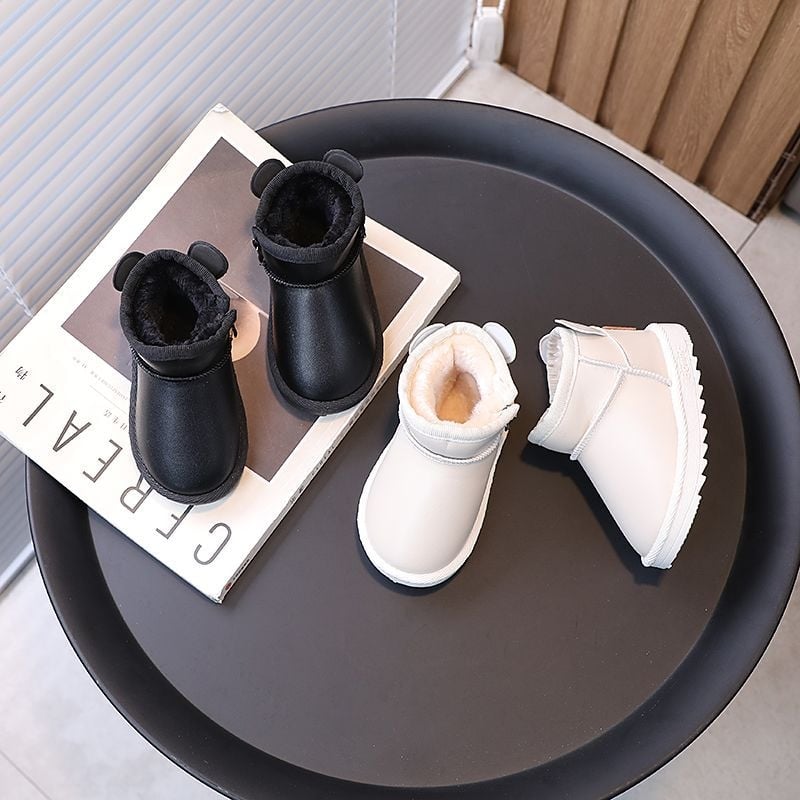 Dječje gležnjače – gornji dio od umjetne kože, potplat od prirodne gume, za dječake 1–3 godine, neutralni stil