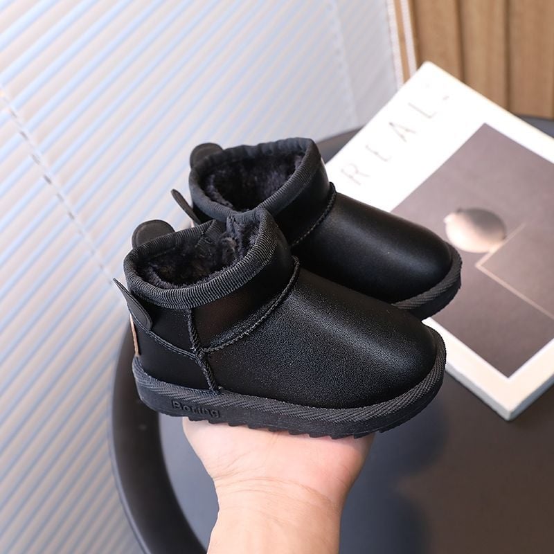 Dječje gležnjače – gornji dio od umjetne kože, potplat od prirodne gume, za dječake 1–3 godine, neutralni stil