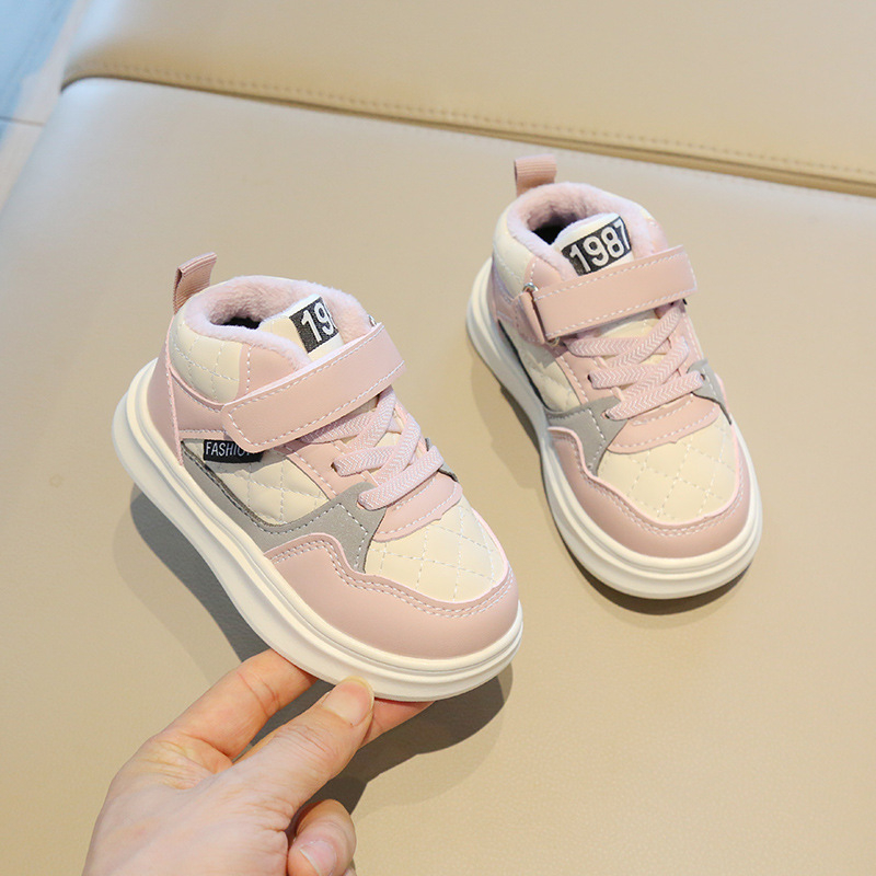 Detské unisex športové tenisky, flísová podšívka, suchý zips Velcro, hrubá gumová podrážka, káro vzor, horná časť z syntetickej kože