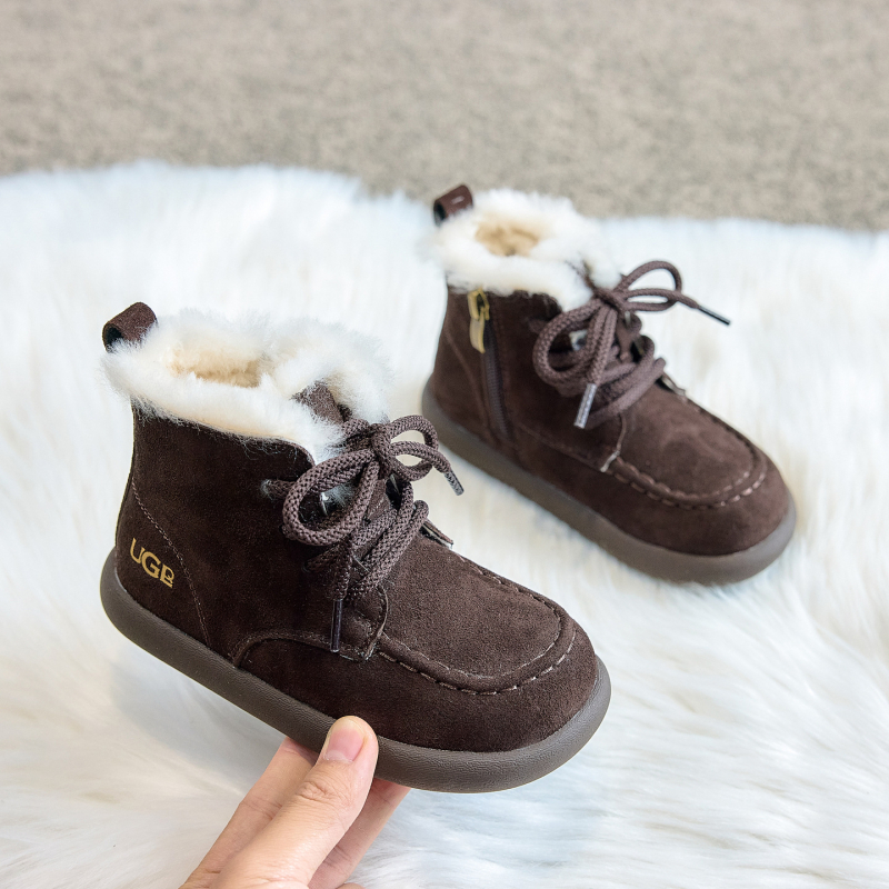 Dječje gležnjače, gornji dio velvet materijala od kravljih vlakana, gumeni potplat, zima–proljeće–jesen, uzrast 4–12 godina