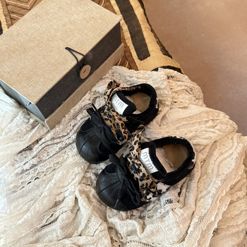 Gyerekeknek szóló pamut cipő leopárd mintával, Velcro-zárás, gumitalp, fleece bélés, vastagított téli modell, 2025