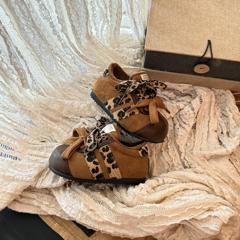 Gyerekeknek szóló pamut cipő leopárd mintával, Velcro-zárás, gumitalp, fleece bélés, vastagított téli modell, 2025