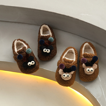Detské bavlnené topánky s fleecovou výstelkou, vrchný diel z veluru, zapínanie na suchý zips, hrubá PVC podrážka, vzor v zladených farbách, unisex, 1–6 rokov, zima 2024