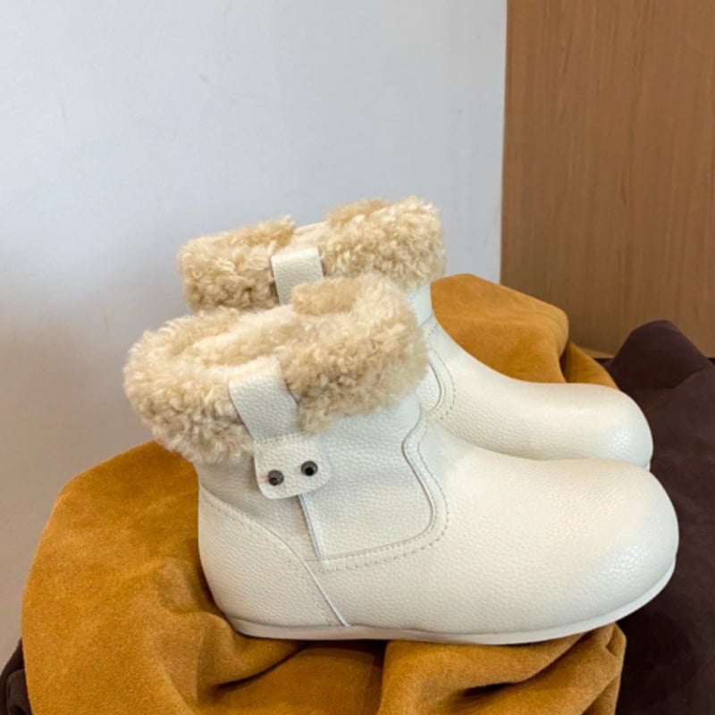 Κοντά χιονικά μποτάκια από δέρμα βοδιού με επένδυση γούνας, άνω μέρος από split leather, σόλα καουτσούκ, slip-on, ύψος τακουνιού 3–5 cm