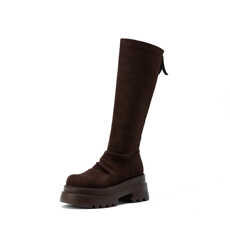 Rytierske čižmy z velúru, vysoký holenný diel, hrubý podpätok nad 8 cm, zapínanie vzadu na zips