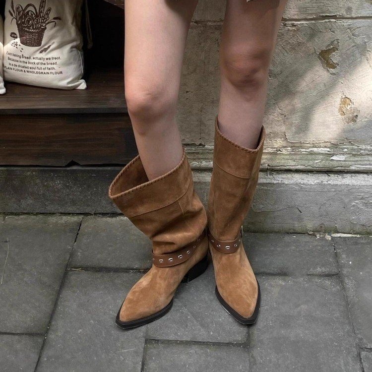 Női rövid csizma velúr felsővel, nyugati cowboy stílus, hegyes orr, vastag sarok