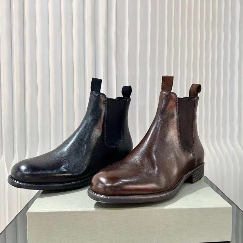 Ženske Chelsea čizme Officine Creative, gornji materijal od prve teleće kože, gumeni đon, okrugla prst, elastična traka, niski pet 1-3 cm