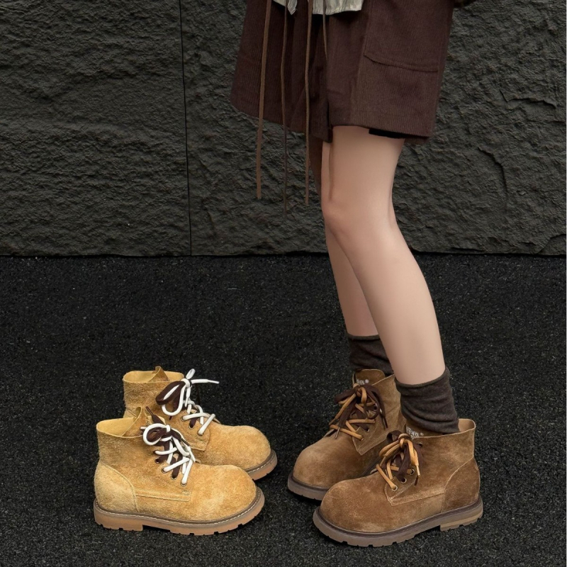 Cizme Martin pentru femei cu toc ridicat de 3–5 cm, piele de vițel, talpă din cauciuc, vârf rotund, stil retro