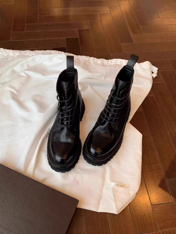 Ghete Martin pentru femei - stil britanic, vârf rotund, toc gros 3-5 cm, fermoar lateral, partea superioară din piele de vacă, talpă din cauciuc