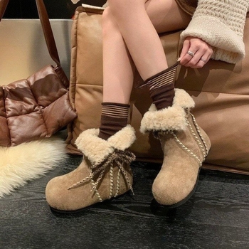 Ženske kratke čizme s unutarnjim povećanjem visine za zimu - nubuk gornji dio, gumeni potplat, uložak od umjetnog pliša, unutarnja obloga od umjetnog pliša, vezanje šnirama, okrugli vrh