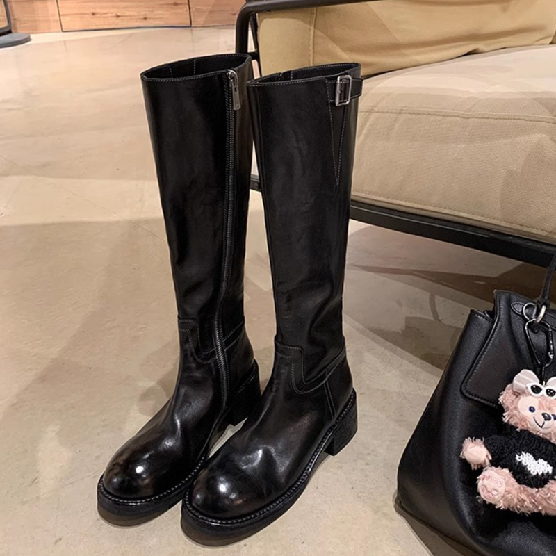 Ženske jahačke čizme, gornji dio od mikrovlakna, okrugli vrh, bočni zatvarač, debeli pet