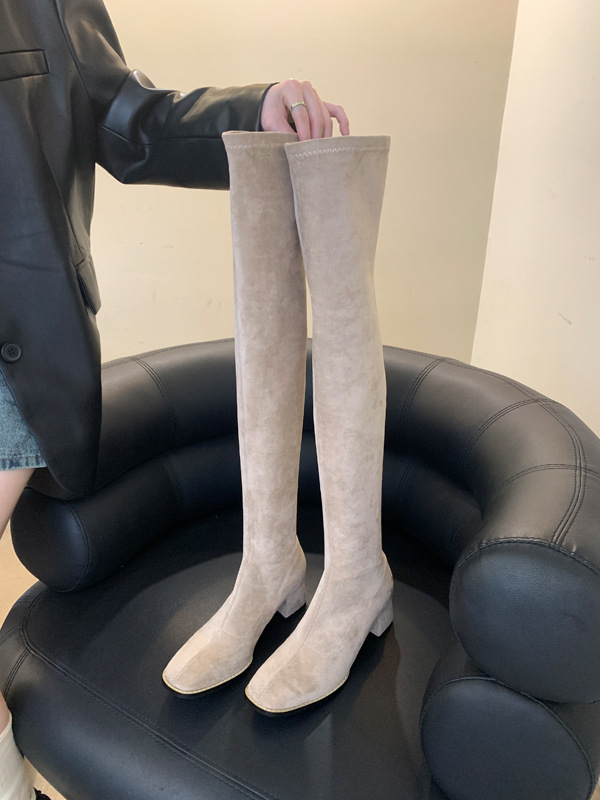 Elastične čizme iznad koljena s nubuk gornjim dijelom, gumom, debelim potpeticama 6-8 cm, korejski stil