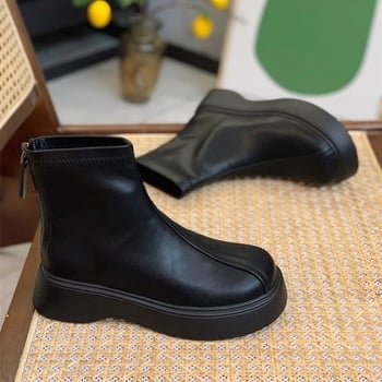 Ženske Chelsea čizme | Povećanje visine uz debelu gumenu potplat, srednja peta 3-5 cm, srednja visina čizme, stražnji zatvarač, gornji materijal: Super Fiber