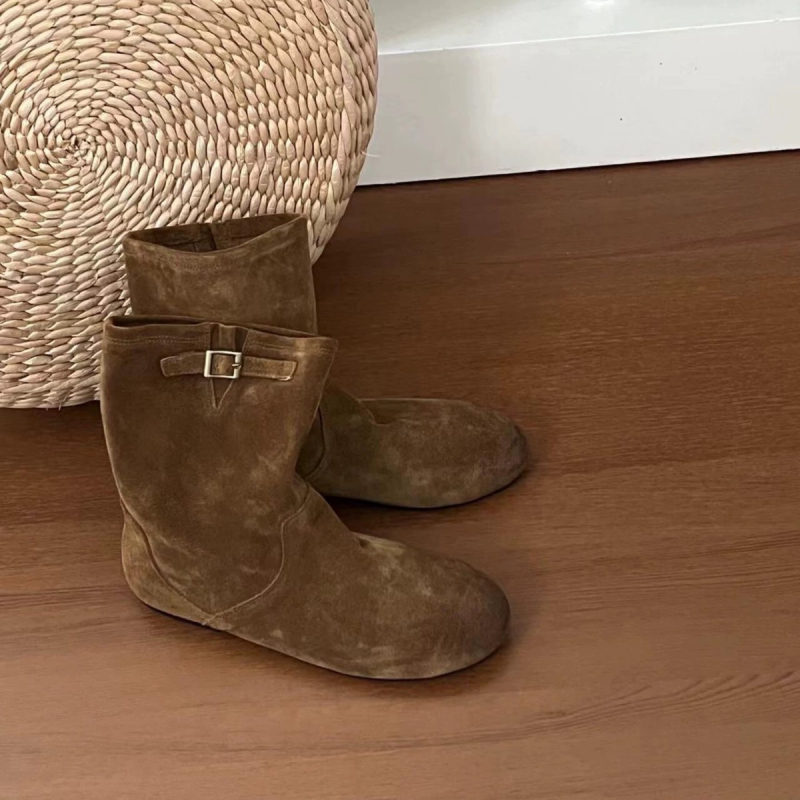 Ženske uske čizme s retro stilom (gornji dio od velura, unutarnje podizanje visine, okrugli vrh, niski pet 1–3 cm, gumeni potplat)